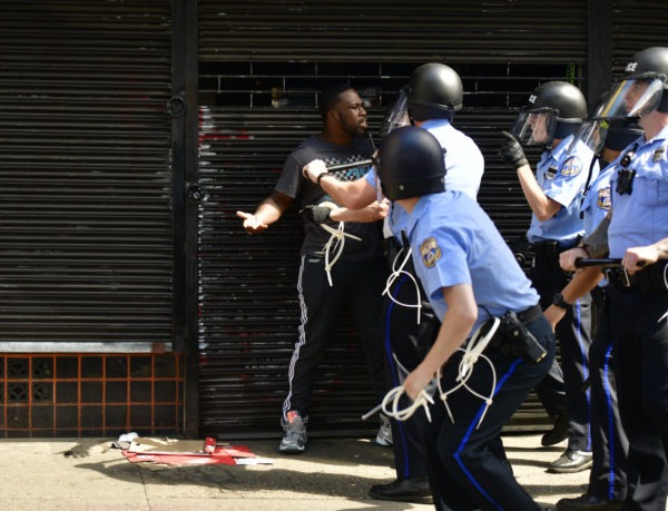 Philadelphia Police Make Hundreds Of Looting Arrests, Leave Many More ...