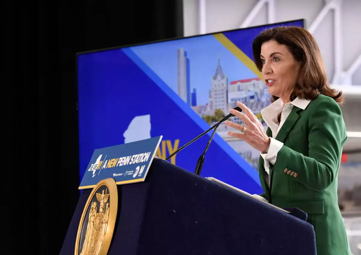 kathy hochul